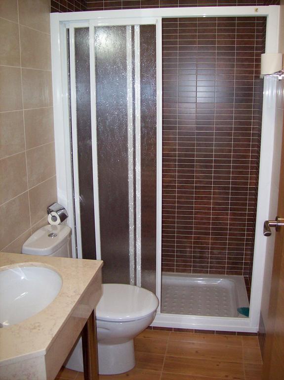 Hostal Muralla Plasencia Quarto foto